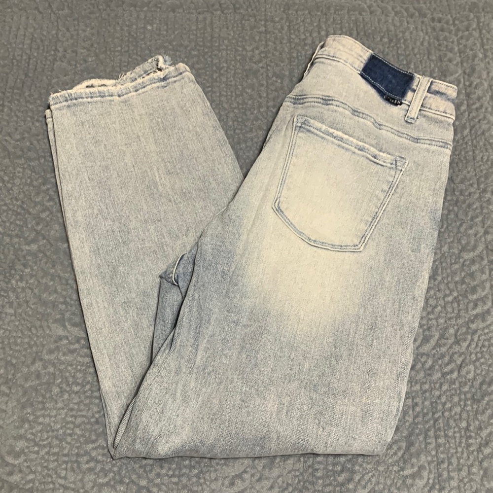 Risen High Rise Straight Leg Jeans
